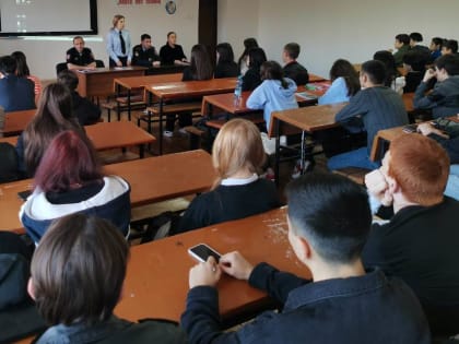 На факультете среднего профобразования говорили о вреде наркотиков