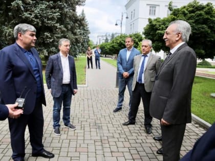 Новые гастрольные автобусы получили творческие коллектив Кабардино-Балкарии