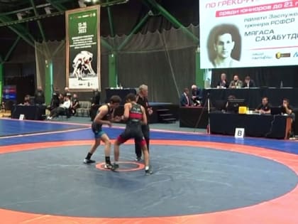 Две медали с «Мемориала Сахабутдинова»