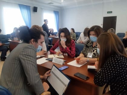 Определены полуфиналисты Всероссийского профессионального конкурса "Флагманы образования. Школа"