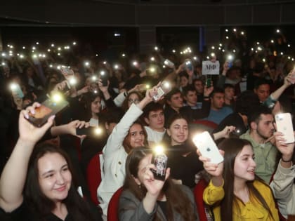 О чем поют в КБГУ? В университете проходит фестиваль «Студенческая весна 2023»