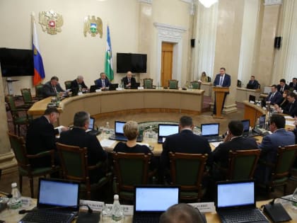 Алий Мусуков провел заседание Правительства КБР