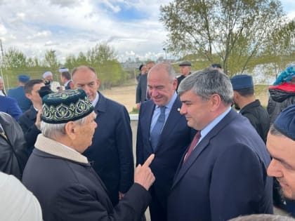 Глава КБР Казбек Коков принимает участие в Международном экономическом саммите «Россия – Исламский мир: KAZANSUMMIT»