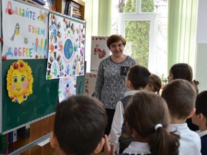 Два учителя из Кабардино-Балкарии награждены Почетной грамотой Президента России