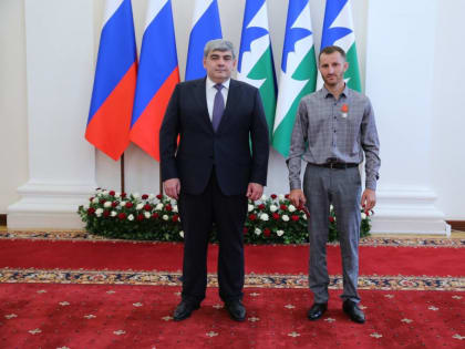 Глава КБР Казбек Коков вручил государственные награды