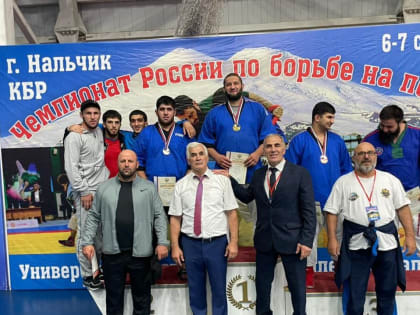 Гоплачев Замир  заслуженный работник физической культуры и спорта КБР