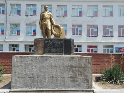 В Баксане ремонтируют памятники