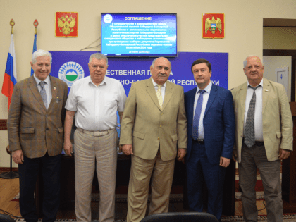 Общественная палата и политические партии будут осуществлять совместное наблюдение за выборами в Парламент КБР