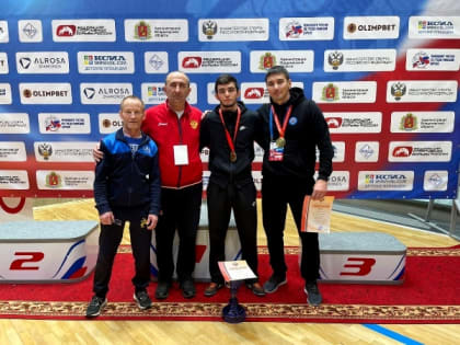 Шесть медалей завоевали спортсмены КБР на чемпионате России по греко-римской борьбе