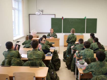 В Нарткале прошел урок мужества для кадетов