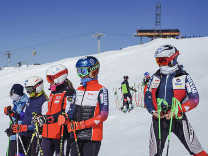 Больше 2000 спортсменов принял Эльбрус в сезоне 2022/23