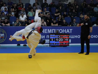Сотрудники МЧС Кабардино-Балкарии призеры чемпионата МЧС России по рукопашному бою