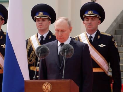 Владимир Путин выступил перед военными и правоохранителями