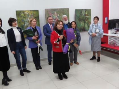 В Нальчике открылась выставка народной художницы КБР Сияры Аккизовой