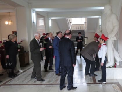 В Нальчике открылась юбилейная выставка КПРФ