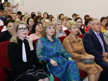 В Майском районе чествовали лучших педагогов