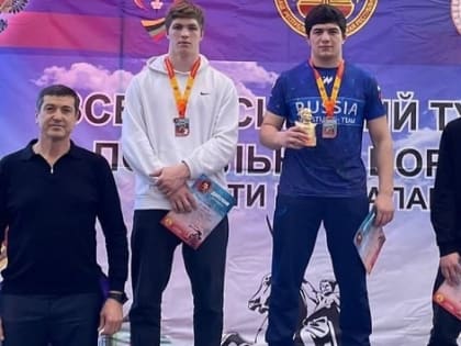 Ислам Кильчуков стал первым на Всероссийском турнире по вольной борьбе