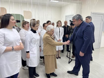 Казбек Коков посетил учреждения здравоохранения, обновленные по программе модернизации