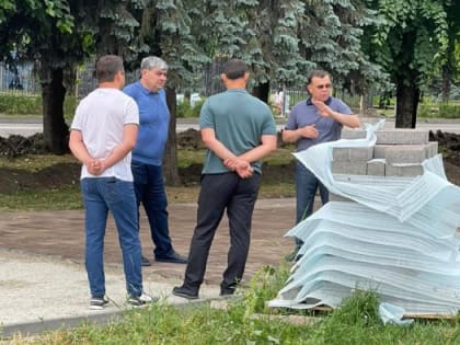 Казбек Коков проинспектировал ход работ на объектах благоустройства
