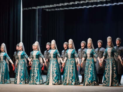 Ансамбль «Балкария» дал серию благотворительных концертов