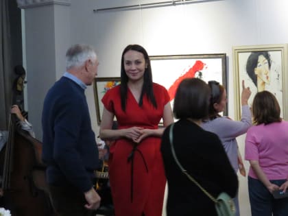 В Нальчике открылась благотворительная выставка