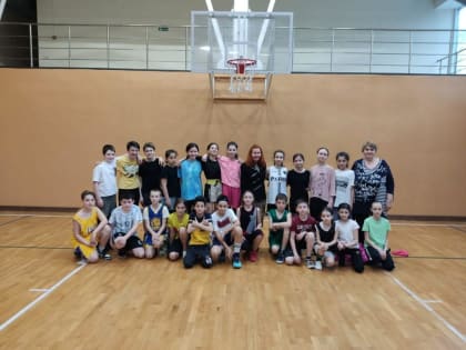 В Нальчике прошла профилактическая встреча юных спортсменов с врачом наркологом