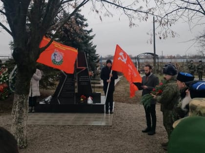 В Прохладном увековечили память летчика