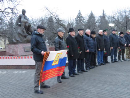 В Нальчике зажгли свечи памяти