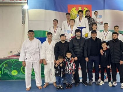 Детям из Херсонской области подарили цирк