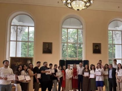 Школа права провела региональные дебаты