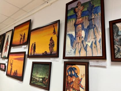 В Майском районе открылась выставка «Рерихи и Кавказ»