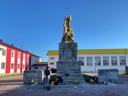 В селении Баксаненок реставрируют памятник