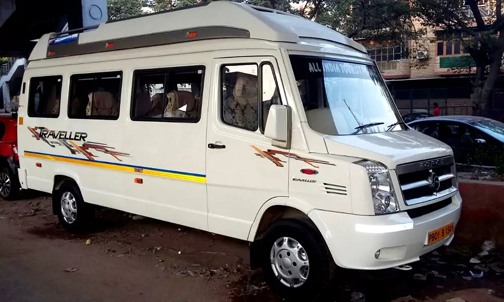 Book 14 Seater Tempo Traveller In Palolem Goa