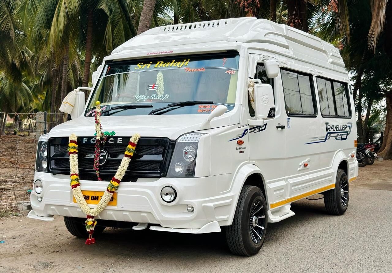 Book 17 Seater Tempo Traveller In Palolem Goa