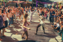 balispirit_festival_tagsueber_tanz