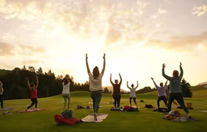 yoga_discovery_festival_brigels_yoga_sonnenuntergang