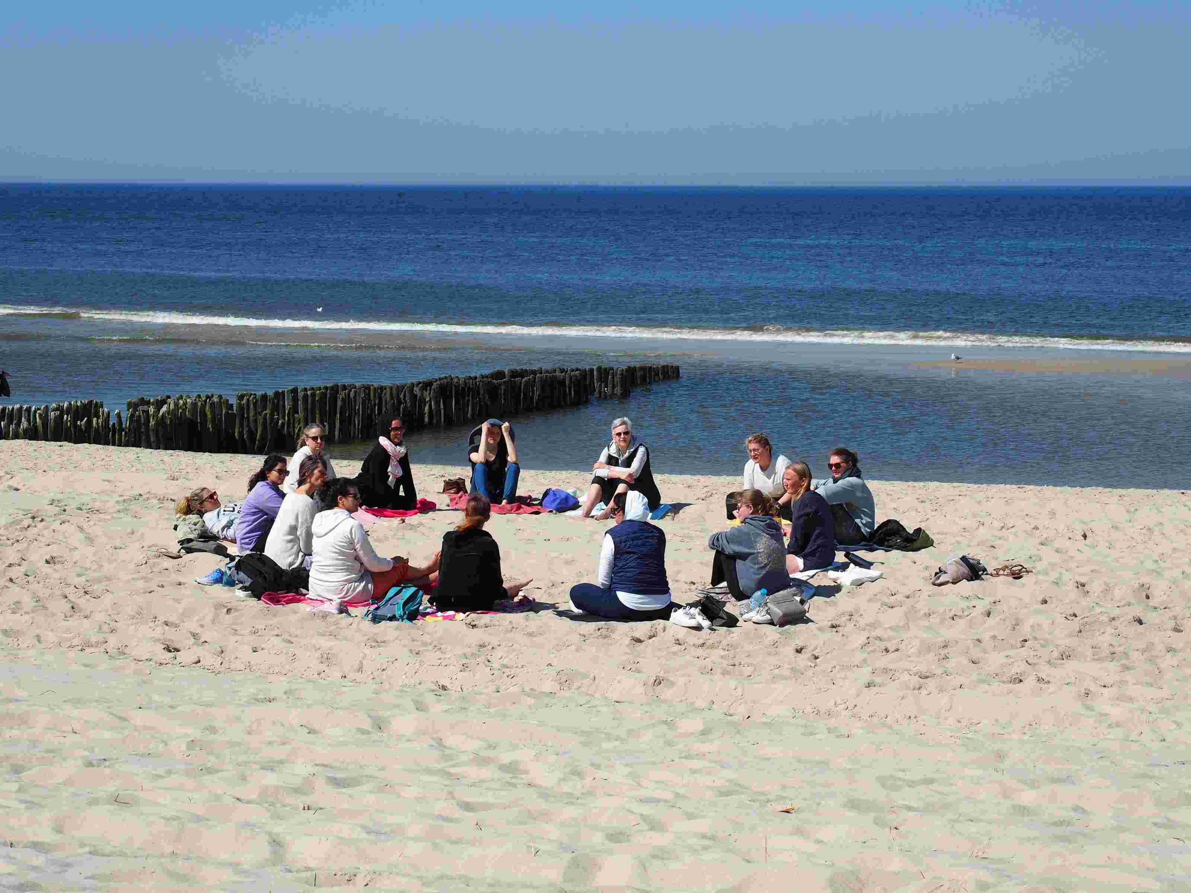 Anerkannter BILDUNGSURLAUB: Yogawoche auf Sylt slider image 3