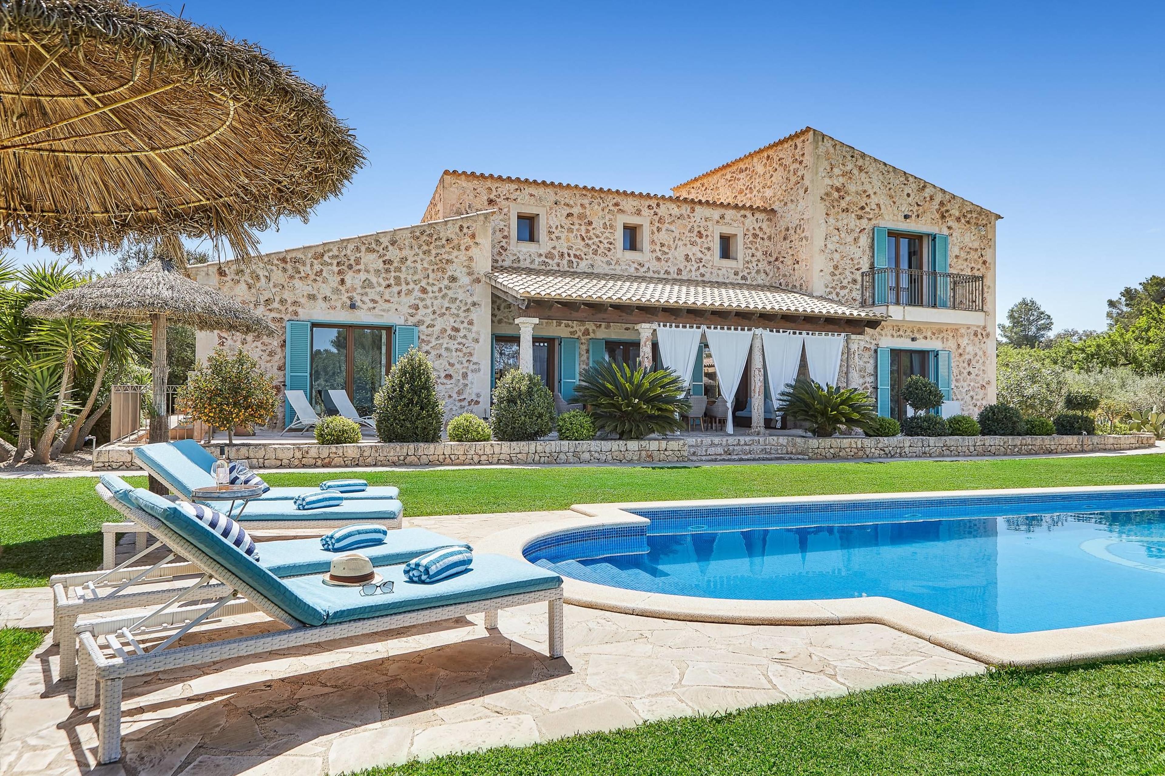 Pure Balance Mallorca / Exklusives Finca Retreat für Frauen slider image 1