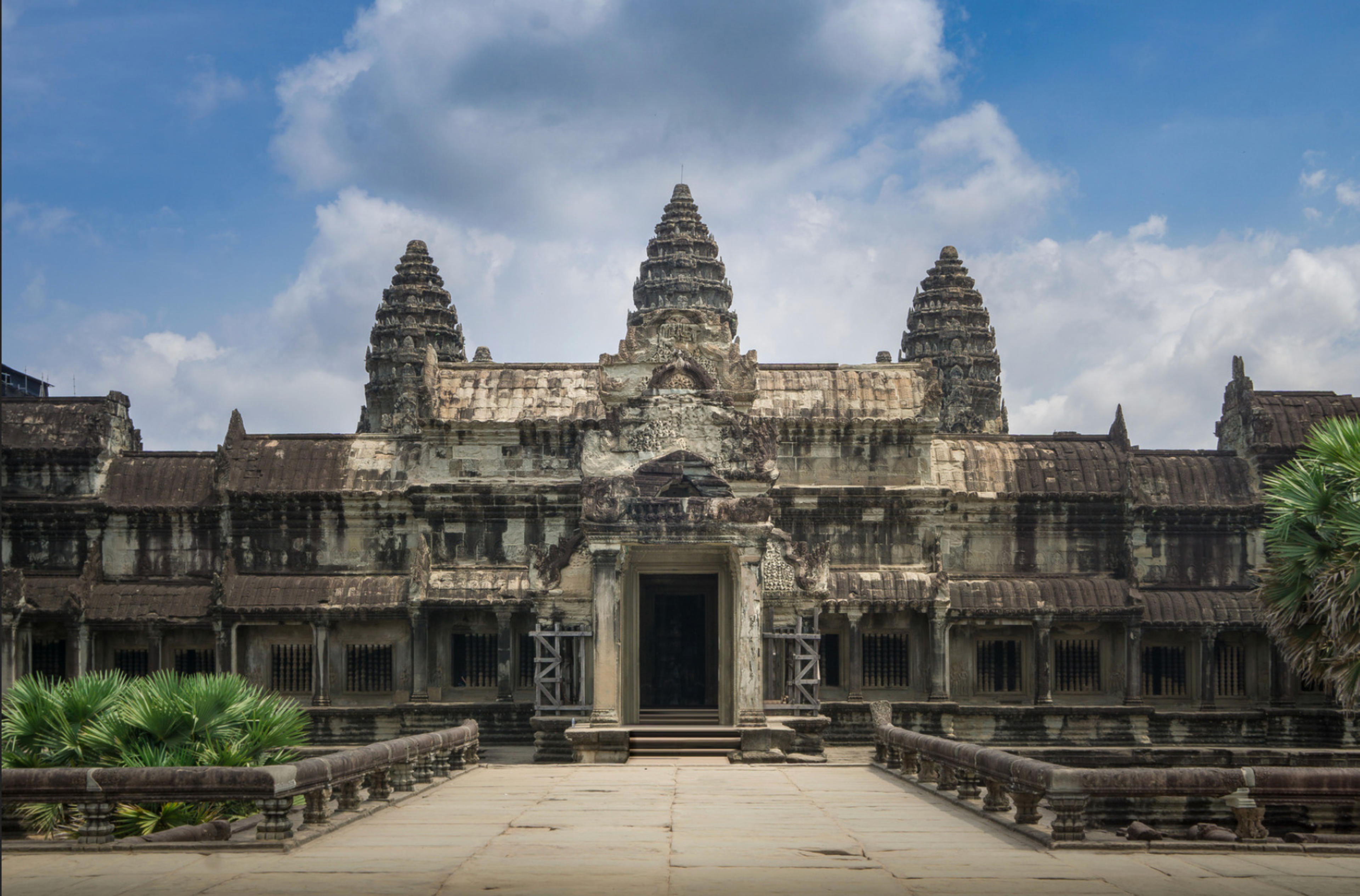ANGKOR WAT RETREAT slider image 2
