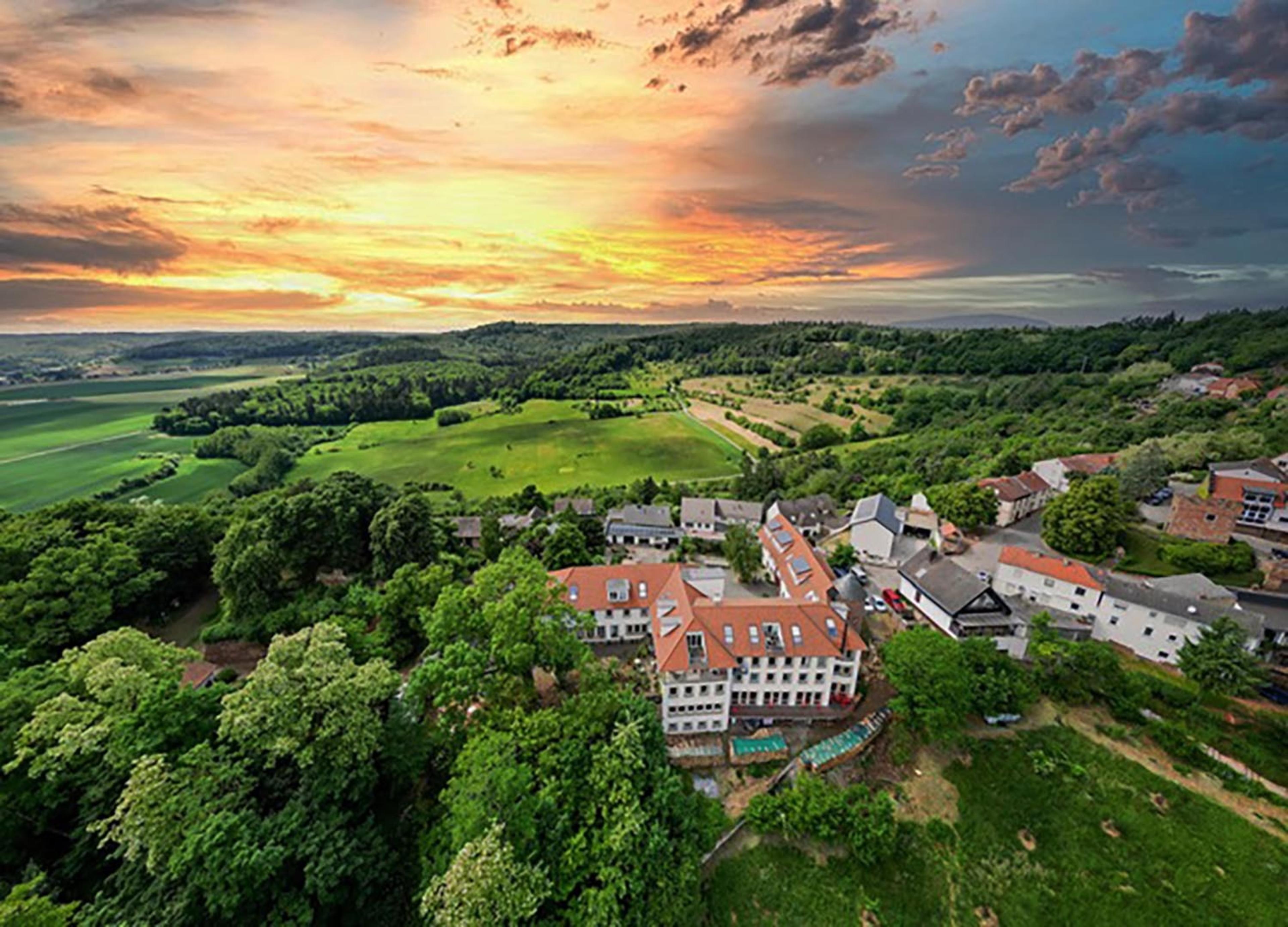Vom Außen zum Innen - Yoga Wochenend-Retreat slider image 1