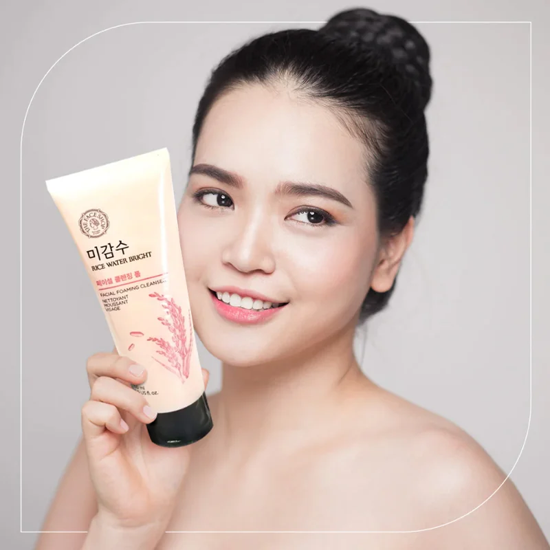 The Face Shop Rice Water Bright Cleansing Foam 150ml thumbnail 2