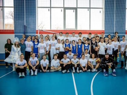 Невинномысские школьники изучают секреты баскетбола