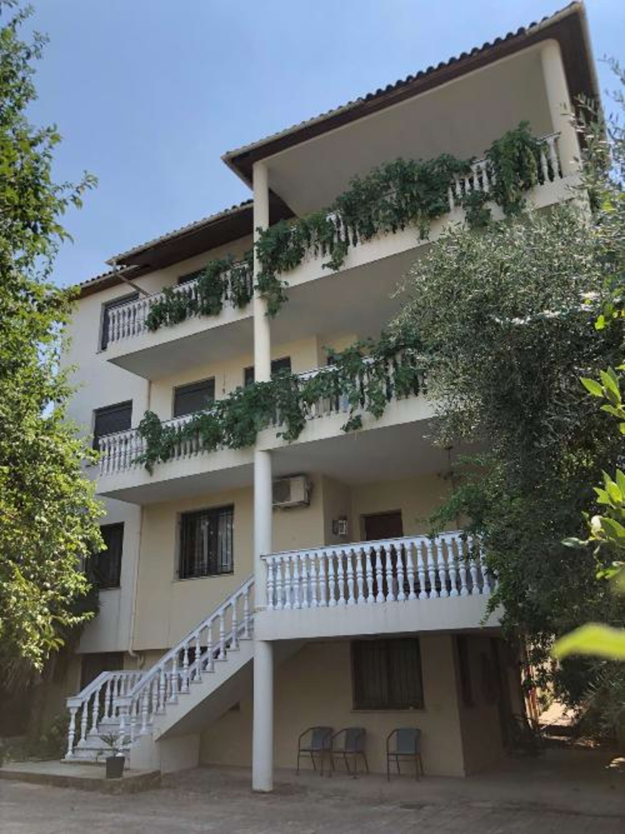 Residential Villa for Sale in Kristaq Capo Street, Tirana