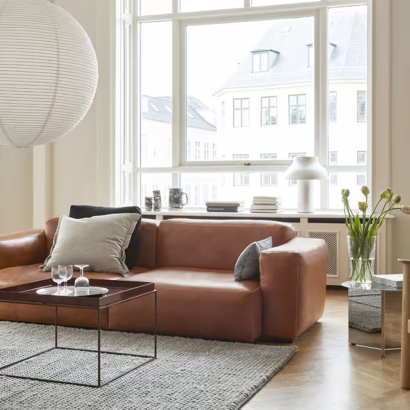 Canapé marron atlas 461 et coutures gris foncé 2,5 places mags soft low