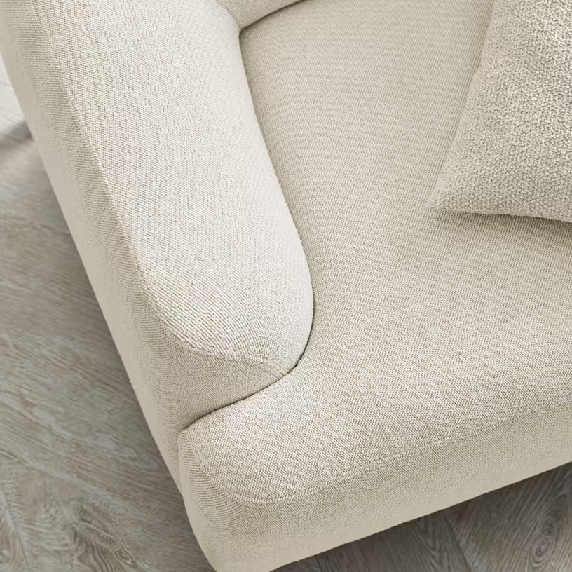 Caro - canapé 2 places tissu bouclé 98% matière recyclée revi blanc ivoire et chêne blanchi - Vue supplémentaire 2