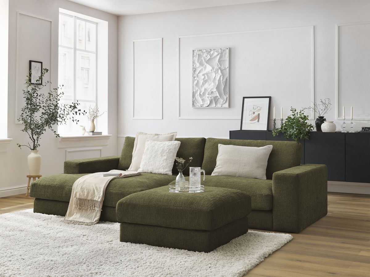 Canapé d'angle fixe compact LEONARD tissu texturé avec pouf vert  angle gauche BOBOCHIC 4 places