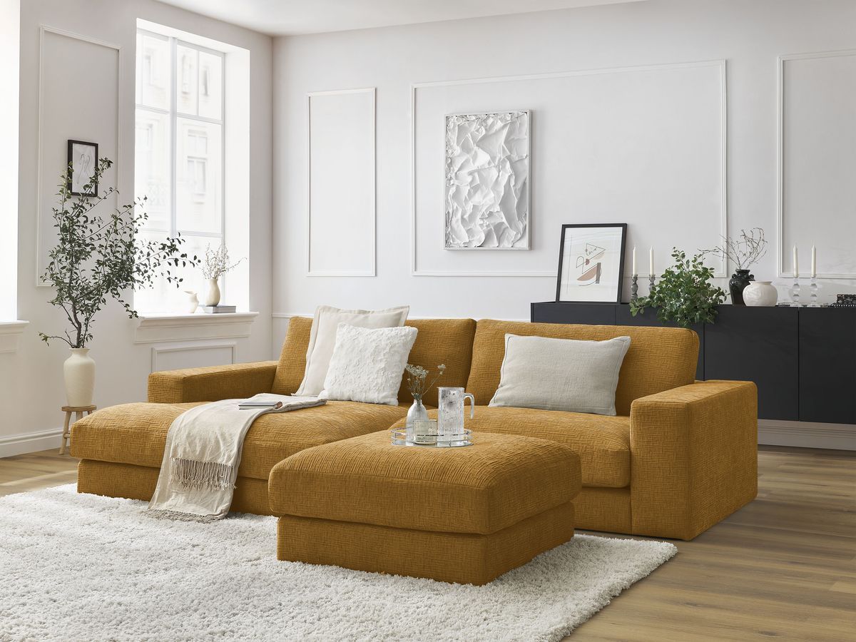 Canapé d'angle fixe compact LEONARD tissu texturé avec pouf jaune  angle gauche BOBOCHIC 4 places
