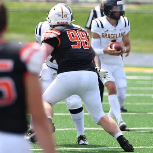 NIL Club for Doane University Men's Track and Field Team