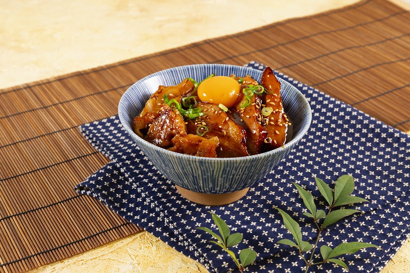 TERIYAKI CHICKEN & CHAR SIU BOWL