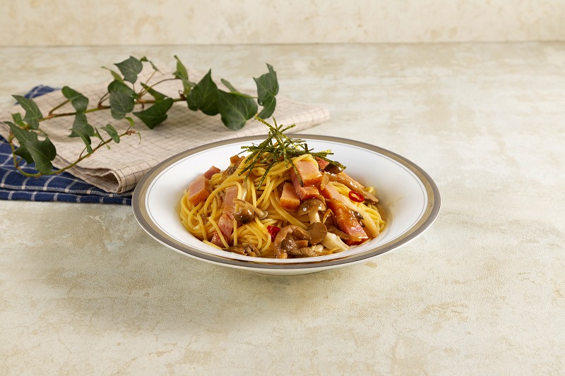 BACON & MUSHROOM BUTTER SOY SAUCE PASTA